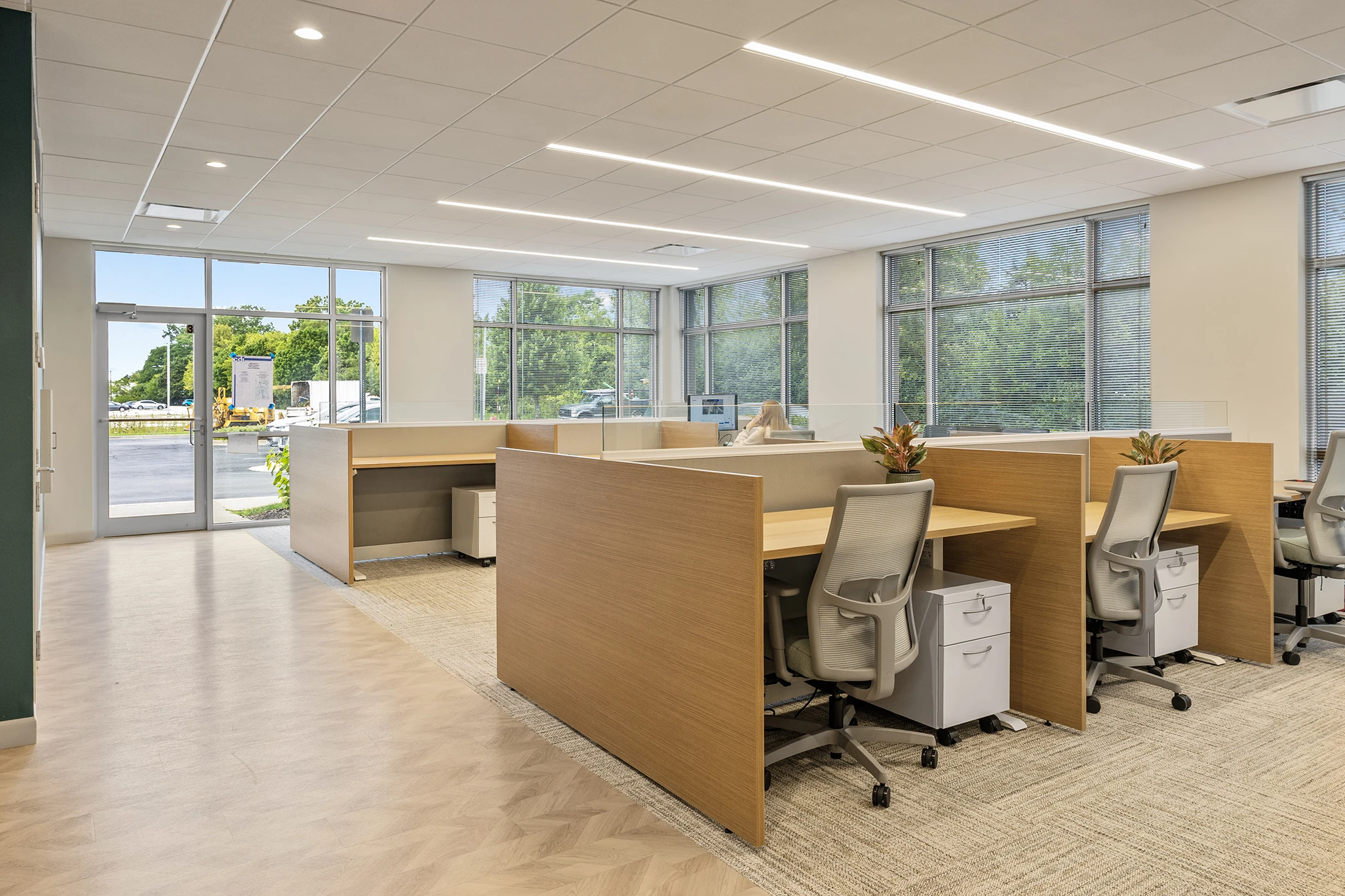 True Health Buffalo Grove clinician hub and open workspace with natural light and modern workstations