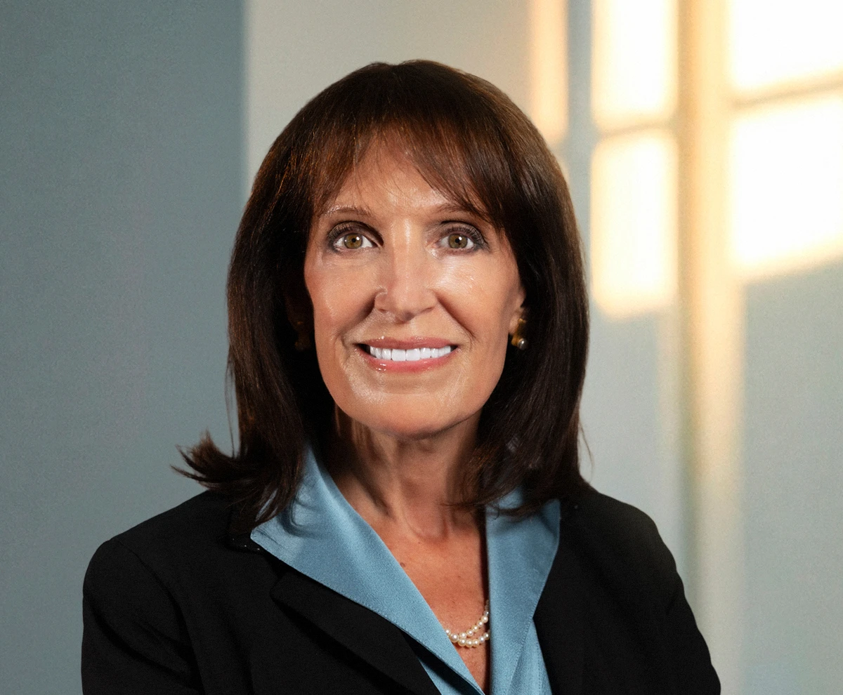 Dr. Jennifer Capezio, rheumatologist at True Health in Deerfield, IL specializing in autoimmune and inflammatory conditions